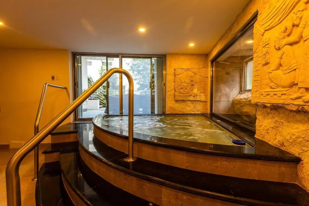 Luxury Spacious 5 Bedroom Villa プレヤデルカーメン